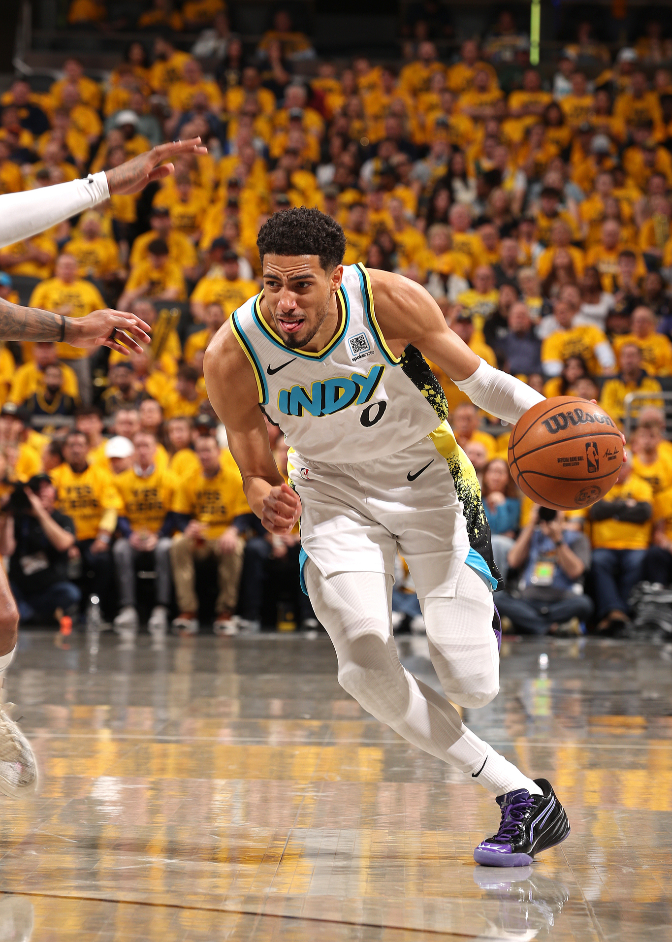 体育视频直播-包含密尔沃基雄鹿清晨调整名单，志在NBA季后赛名次提升，话题不断，球队文化再被提及的词条